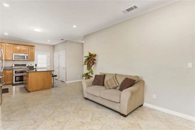 10755 Geronimo, Bloomington, CA 92316