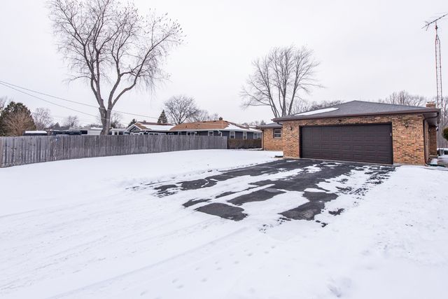 2009 Kedron Boulevard, Zion, IL 60099