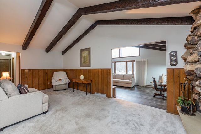 2009 Kedron Boulevard, Zion, IL 60099