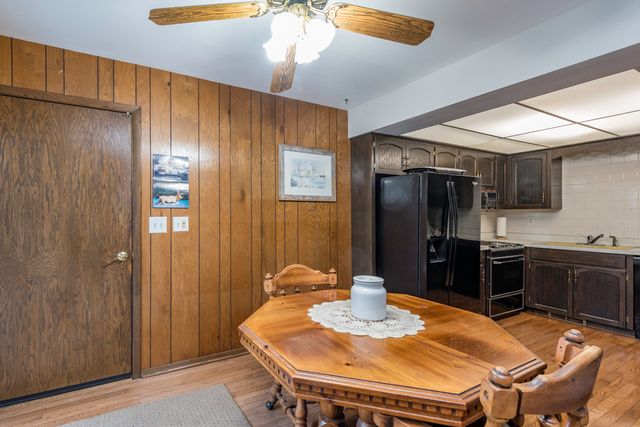 2009 Kedron Boulevard, Zion, IL 60099