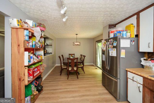 2409 Red Fox Run NW, Acworth, GA 30101