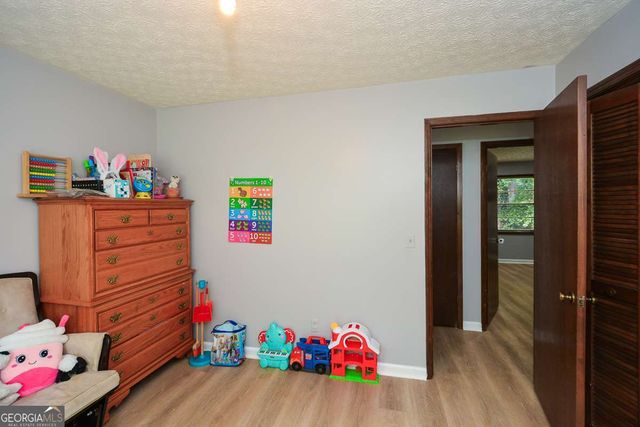 2409 Red Fox Run NW, Acworth, GA 30101