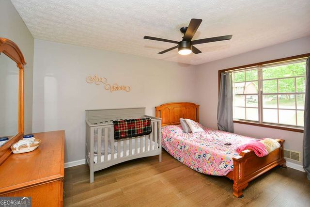 2409 Red Fox Run NW, Acworth, GA 30101