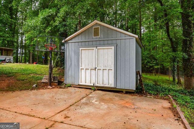 2409 Red Fox Run NW, Acworth, GA 30101