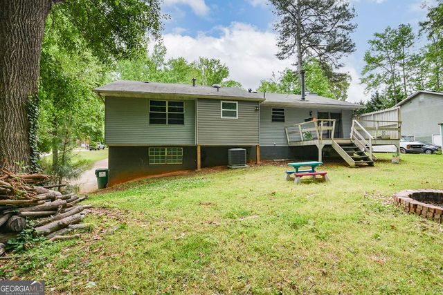 2409 Red Fox Run NW, Acworth, GA 30101