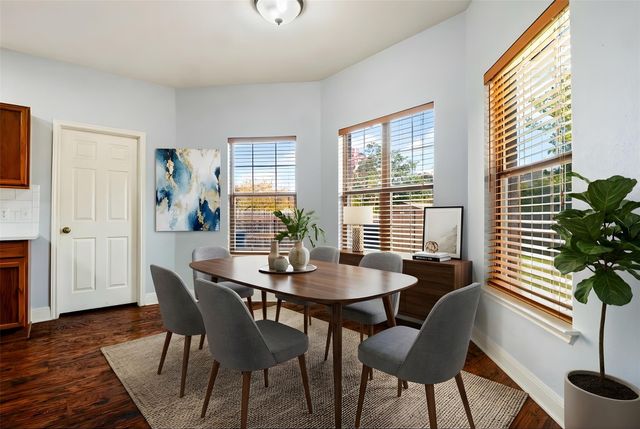 219 WOODLAKE DR, Georgetown, TX 78633