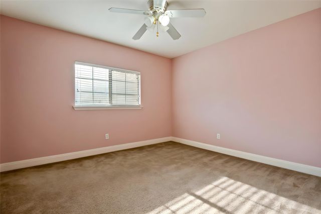 219 WOODLAKE DR, Georgetown, TX 78633