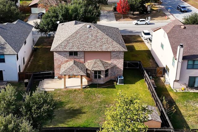 219 WOODLAKE DR, Georgetown, TX 78633