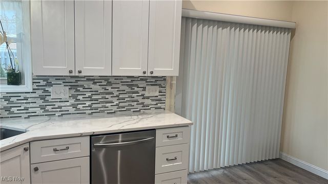 6363 Lockhaven Drive, Brook Park, OH 44142