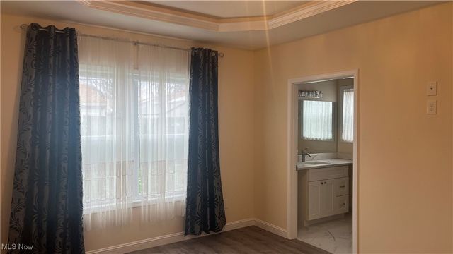 6363 Lockhaven Drive, Brook Park, OH 44142