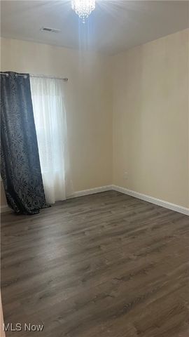 6363 Lockhaven Drive, Brook Park, OH 44142