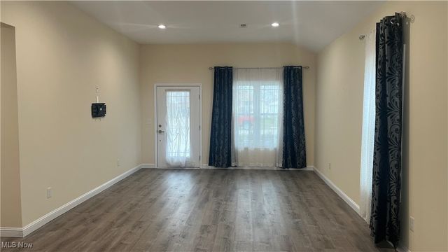 6363 Lockhaven Drive, Brook Park, OH 44142