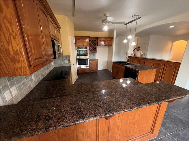 1638 Cantera, Corpus Christi, TX 78418