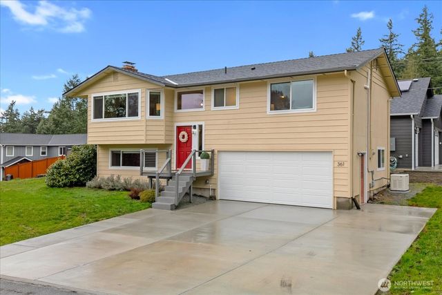 361 Grandview Avenue, Camano Island, WA 98282