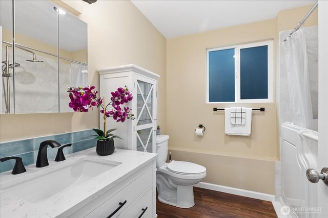 361 Grandview Avenue, Camano Island, WA 98282