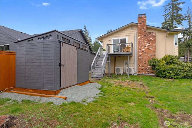 361 Grandview Avenue, Camano Island, WA 98282