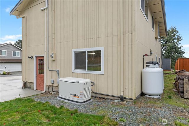 361 Grandview Avenue, Camano Island, WA 98282