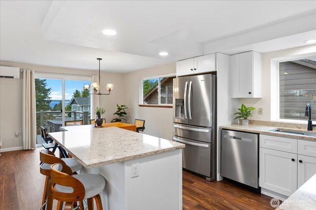 361 Grandview Avenue, Camano Island, WA 98282