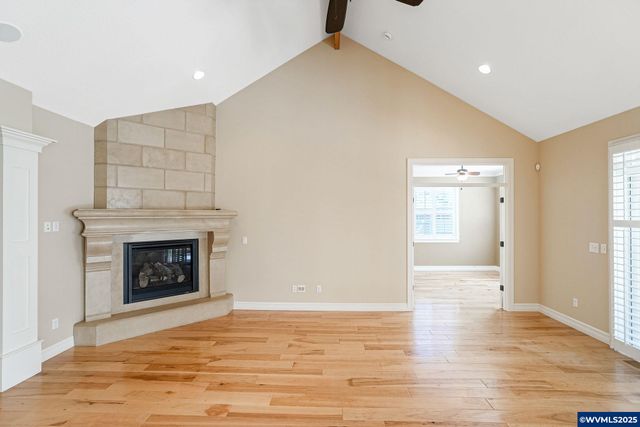7632 2nd Av N, Keizer, OR 97303
