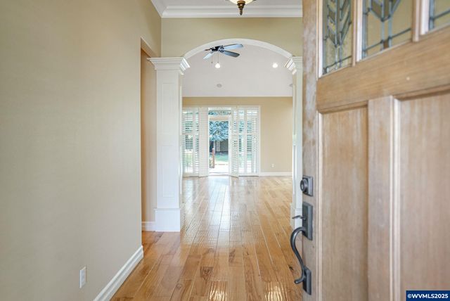 7632 2nd Av N, Keizer, OR 97303