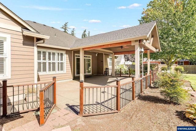7632 2nd Av N, Keizer, OR 97303