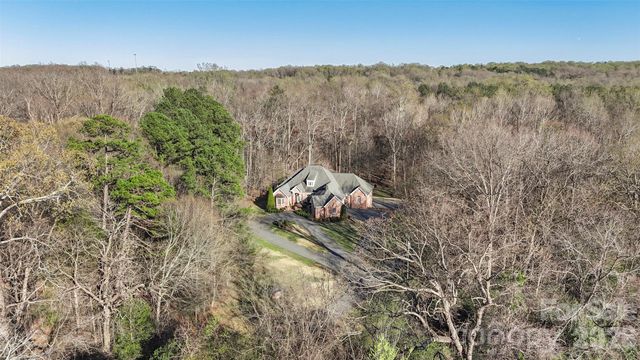 12711 Moores Chapel Road, Charlotte, NC 28214