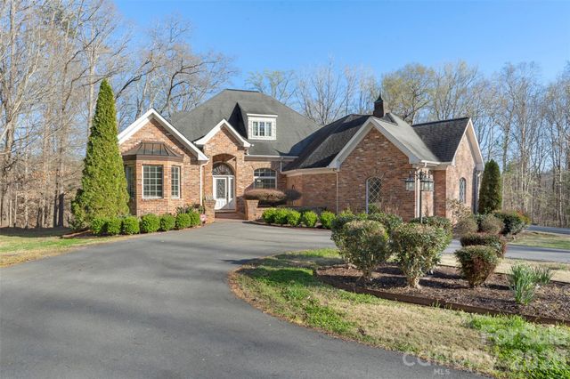12711 Moores Chapel Road, Charlotte, NC 28214
