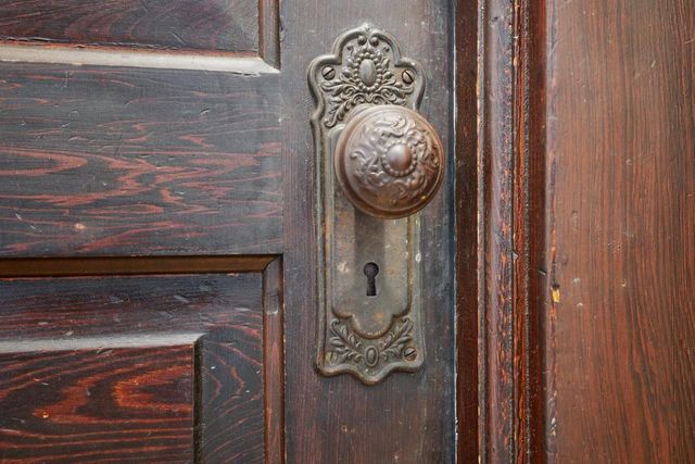 2924 N Cambridge AVENUE, Milwaukee, WI 53211