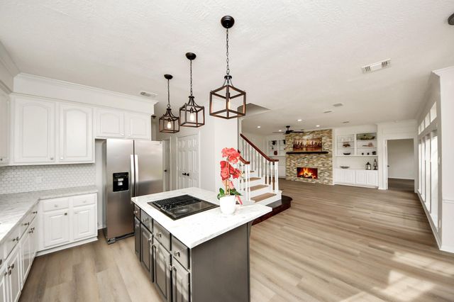 4210 Alcorn Glen Lane, Sugar Land, TX 77479