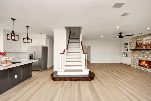 4210 Alcorn Glen Lane, Sugar Land, TX 77479