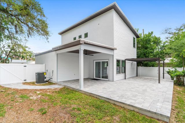 18 Clark St, St Augustine, FL 32084