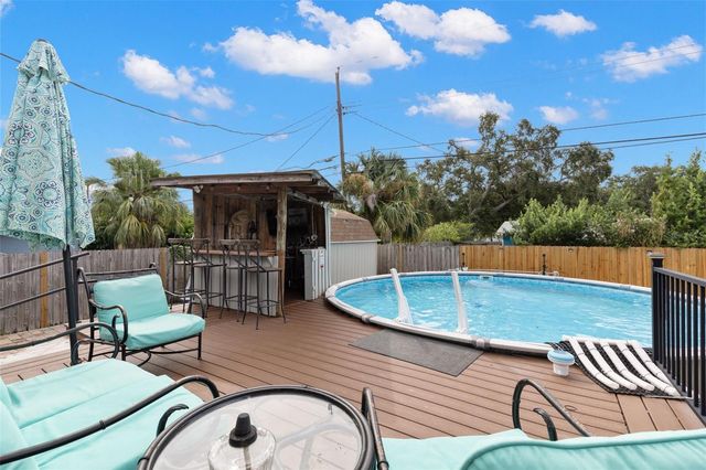 1224 80TH AVENUE N, St Petersburg, FL 33702