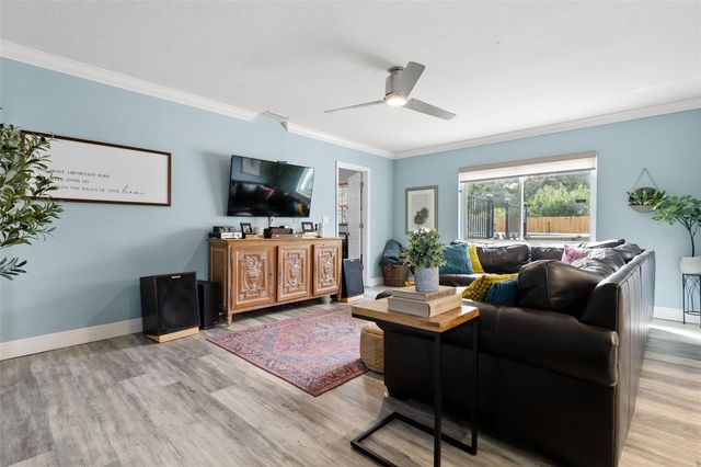 1224 80TH AVENUE N, St Petersburg, FL 33702