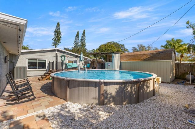 1224 80TH AVENUE N, St Petersburg, FL 33702