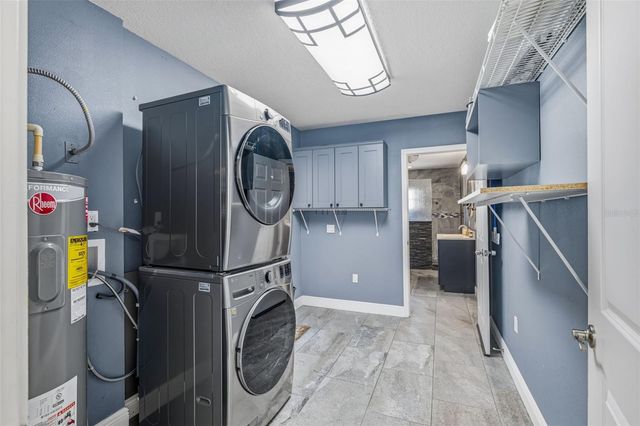 1224 80TH AVENUE N, St Petersburg, FL 33702