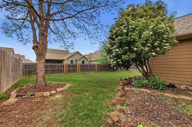 2201 Windsor Farms Drive, Denton, TX 76207