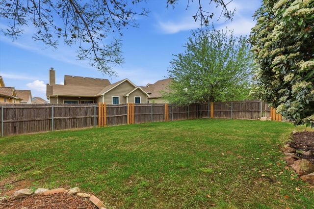 2201 Windsor Farms Drive, Denton, TX 76207