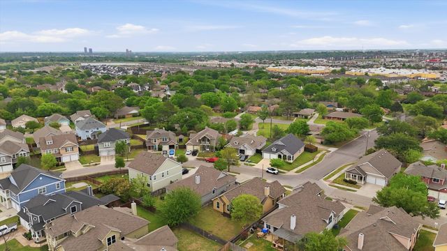 2201 Windsor Farms Drive, Denton, TX 76207