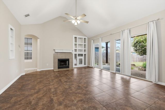 2201 Windsor Farms Drive, Denton, TX 76207