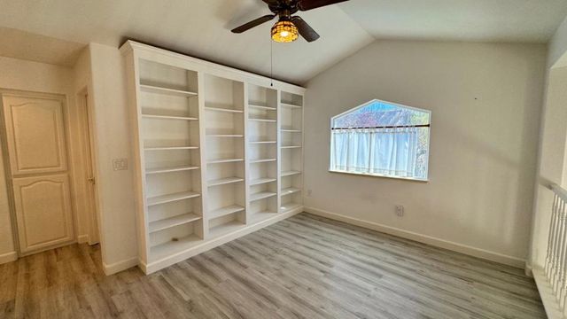206 Meadow Creek Court, Oakley, CA 94561