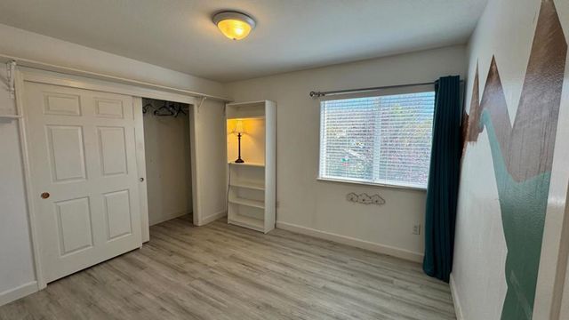 206 Meadow Creek Court, Oakley, CA 94561