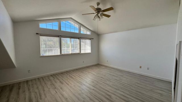 206 Meadow Creek Court, Oakley, CA 94561