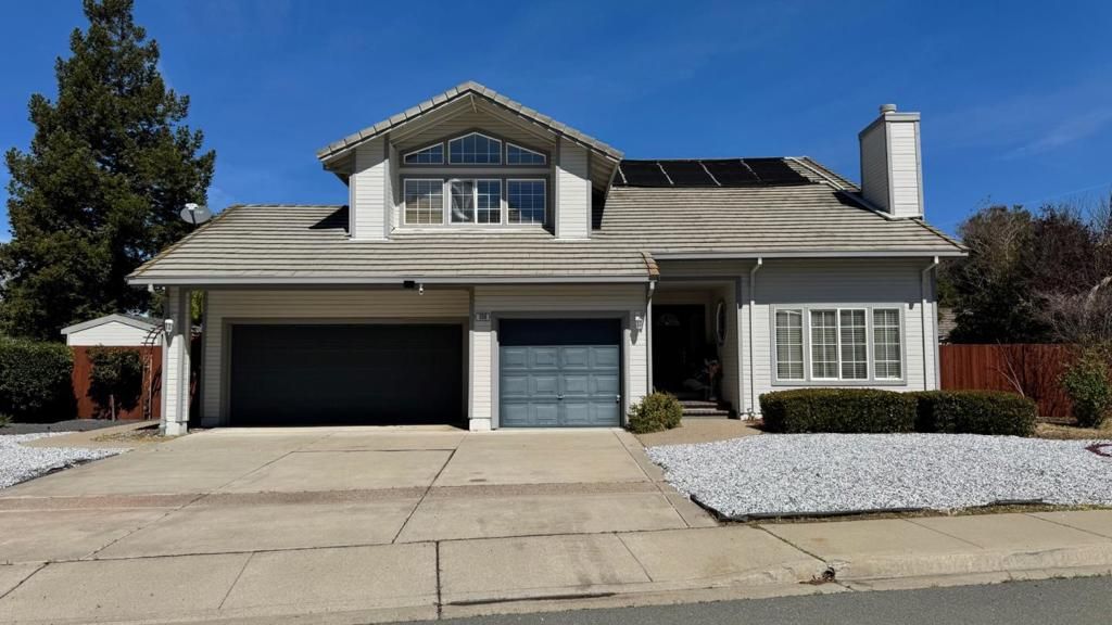 206 Meadow Creek Court, Oakley, CA 94561