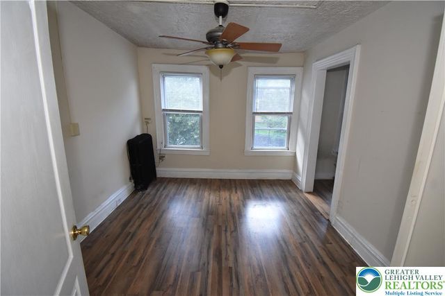 26 7th Street, Easton, PA 18042