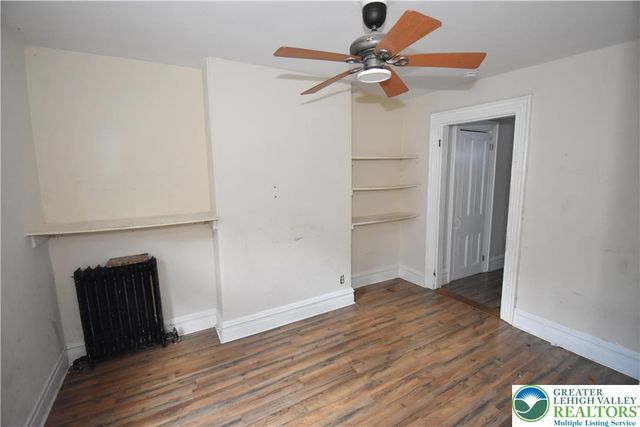 26 7th Street, Easton, PA 18042