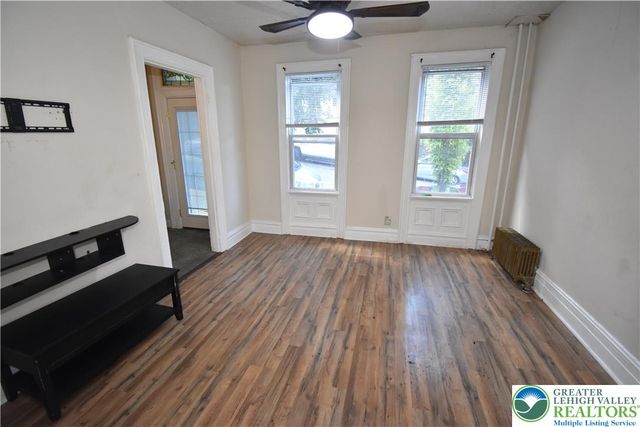 26 7th Street, Easton, PA 18042