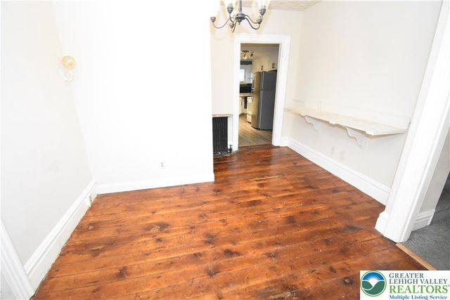 26 7th Street, Easton, PA 18042
