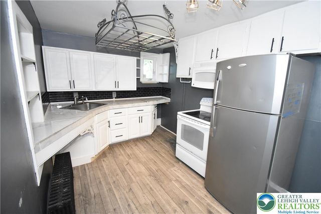 26 7th Street, Easton, PA 18042