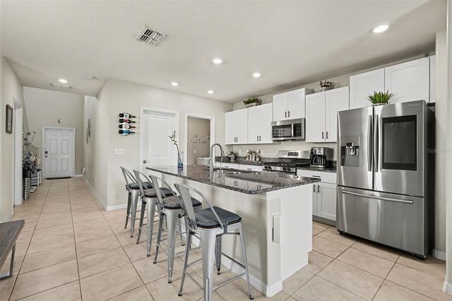 9424 LEMON DROP LOOP, Sun City Center, FL 33573
