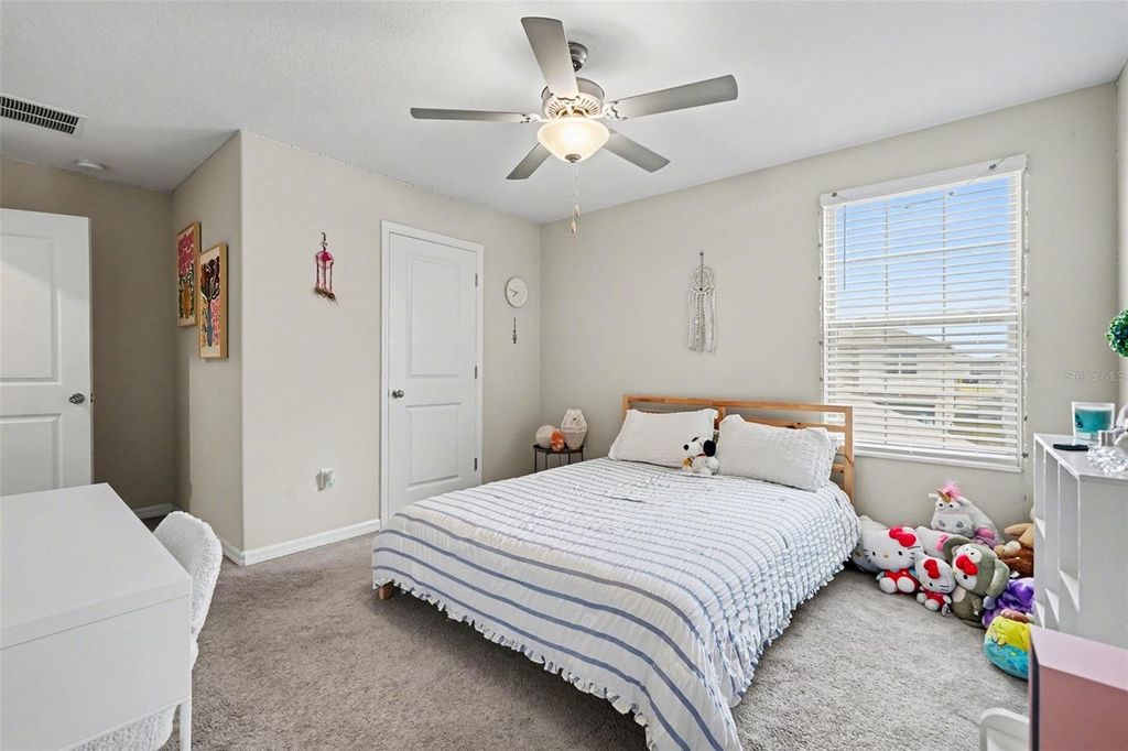 Image 22 of property listing at 9424 LEMON DROP LOOP, Sun City Center, FL 33573